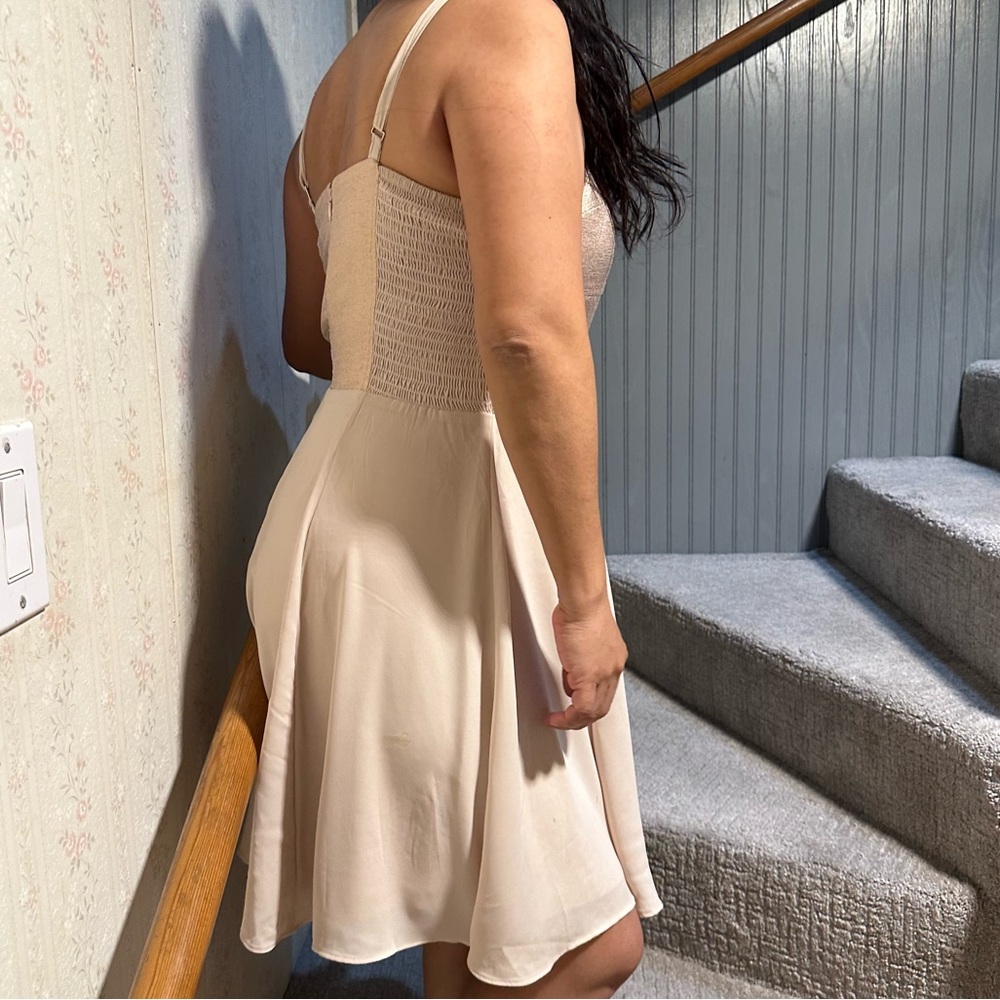 🆕 Express Dress - Picture 3 of 3